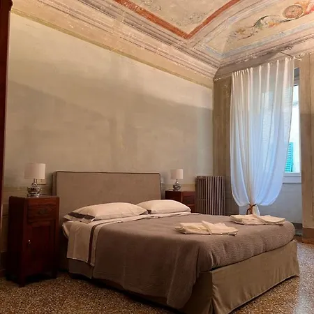 Bianca E Nina Charming House Arezzo